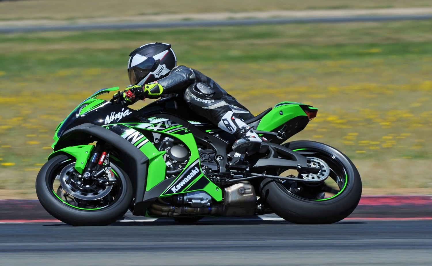 The first test on the major update with the 2016 ZX-10R, Jeff got the global scoop on that even making cover of MCN UK!