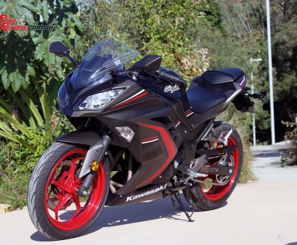 2016 Kawasaki Ninja 300 (8)