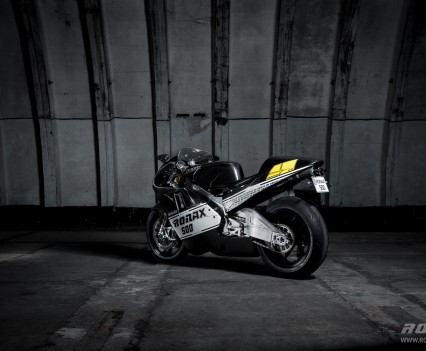 Ronax The V4 500cc Two-Stroke Ronax Static (3) copy