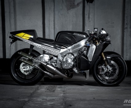 Ronax The V4 500cc Two-Stroke Ronax Static (4) copy