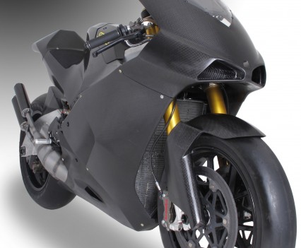 Ronax The V4 500cc Two-Stroke Suter Racing (3) copy