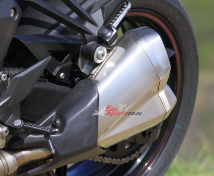 2016 Kawasaki Z1000 Bike Review20160524_0564