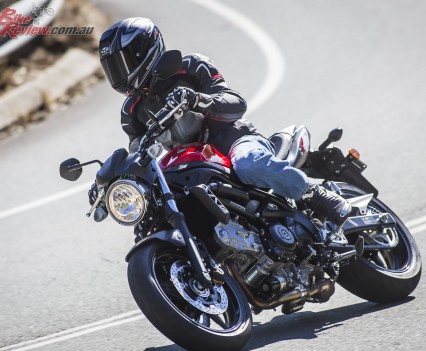 2016 Suzuki SV650 LAMS Bike Review Action (7)