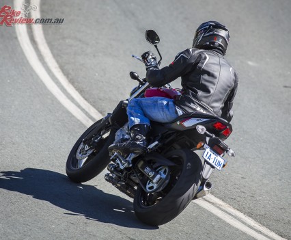 2016 Suzuki SV650 LAMS Bike Review Action (9)