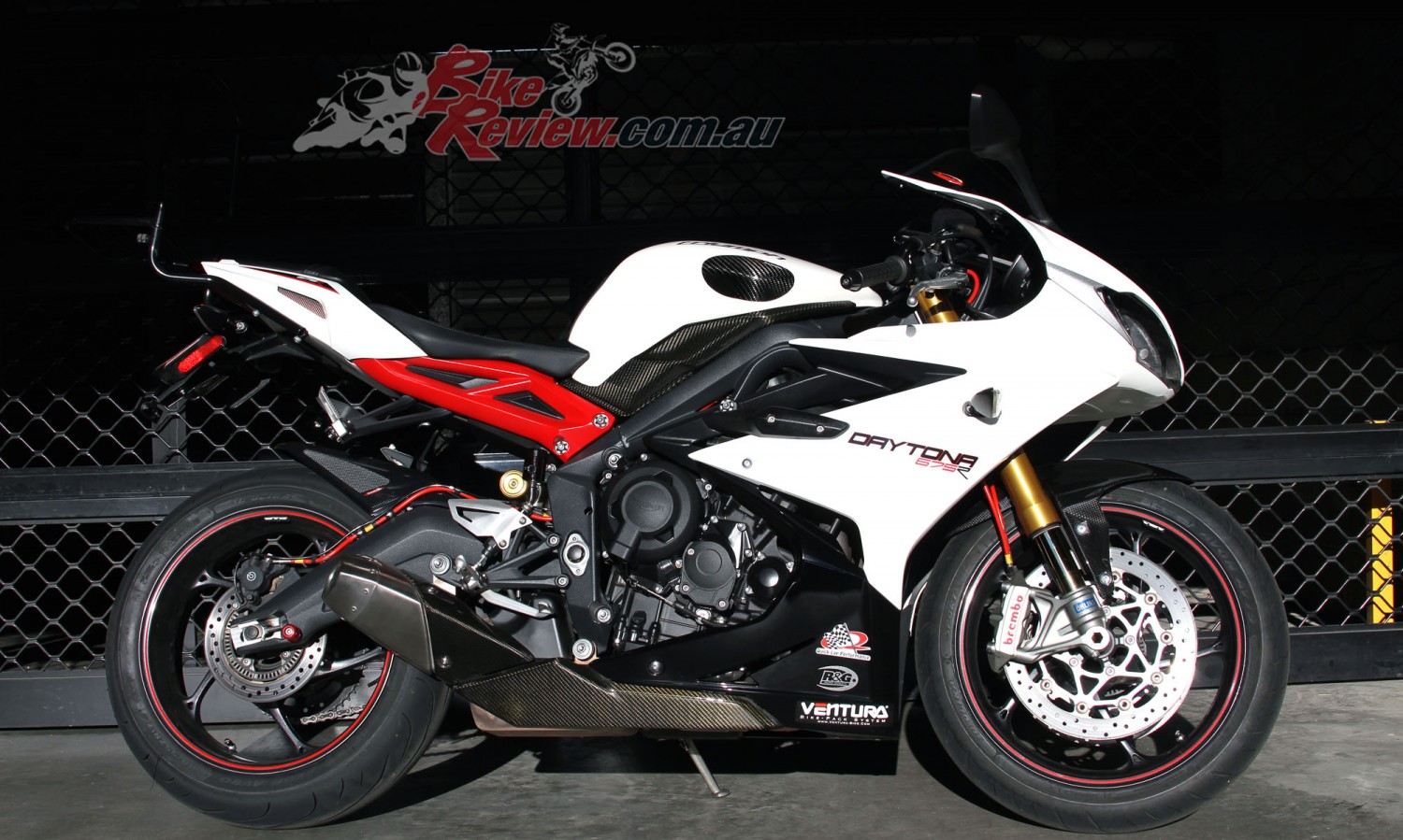 Avon 3D Ultra Sport tyres