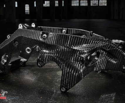 The amazing single-piece carbon-fibre HP4 frame.