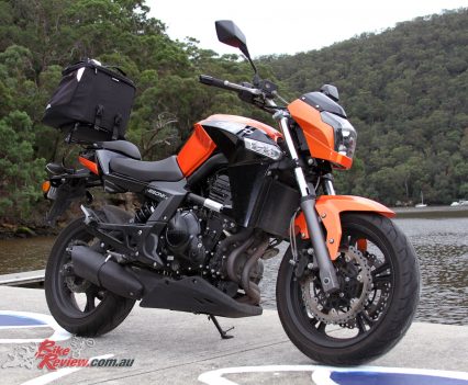 CFMoto 650NKS with Ventura EVO rack and EVO-40 pack