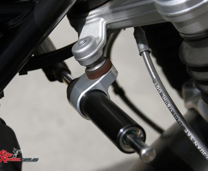 2017 BMW R nineT Scrambler - Steering damper