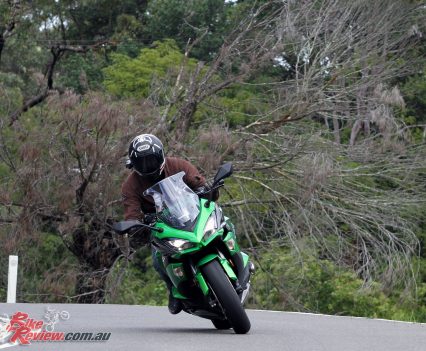 2017 Kawasaki Ninja 1000 - Punting the Ninja along at speed is rewarding although the front end does lend itself to a slightly different riding style