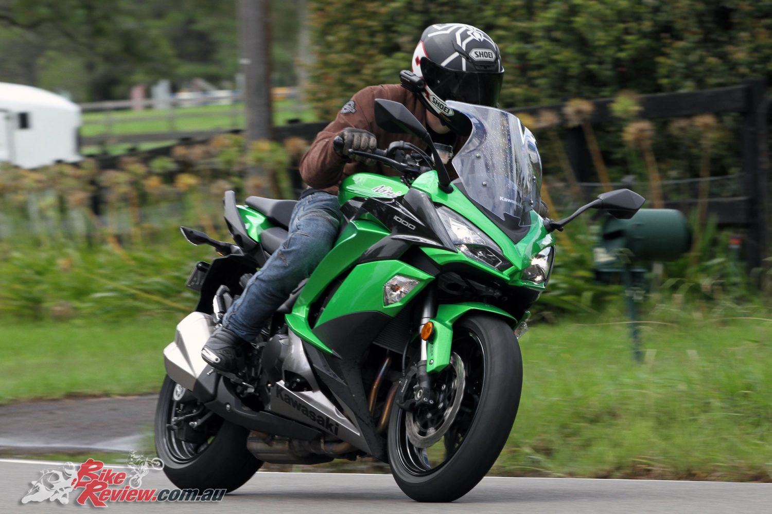 2017 Kawasaki Ninja 1000 - Wind protection from the screen and wider fairings are great