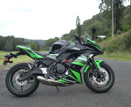 Bike Review 2017 Kawasaki Ninja 650L20170120_1423