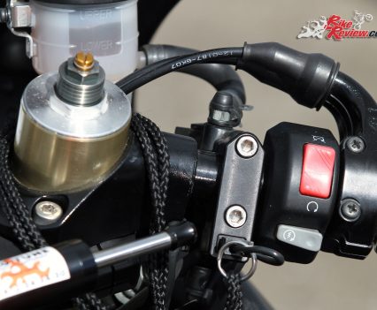Custom Pro-Tune nine-second Kawasaki ZX-14 - Kill switch from Schnitz Racing
