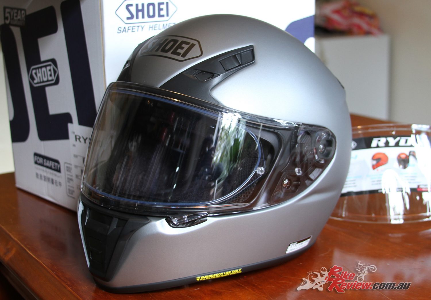 Shoei Transitions Adaptive Shield fitted to the new RYD helmet with Pinlock EVO