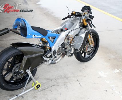 With the fairings stripped off you can see just how compact and light the RSW250 actually is.