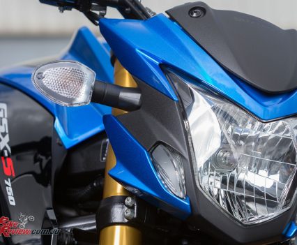 The headlight is nice and well suited to the overall styling, but not too extreme design wise. Probably Suzuki hedging their bets to keep the bike attractive to the widest possible audience.