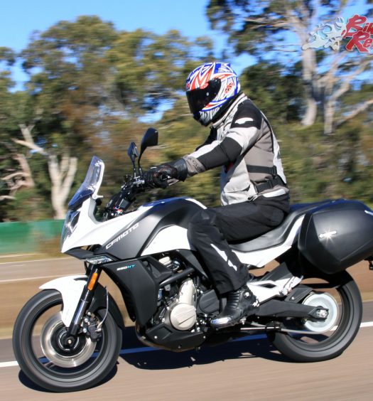 2017 CFMoto 650MT freeway riding