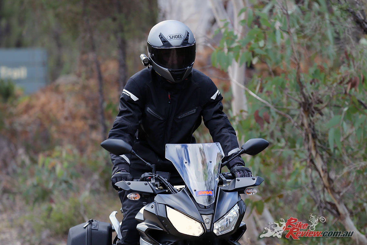 The Shoei RYD helmet fitted with an Adaptive Transition visor