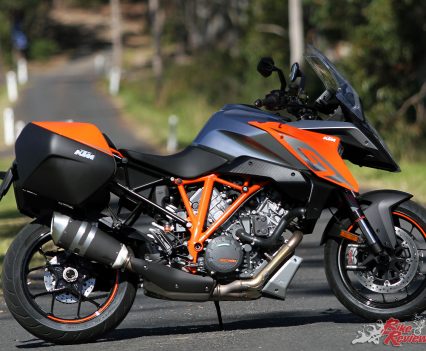 2017 KTM 1290 Super Duke GT