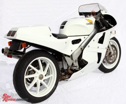 Honda VFR750R RC30