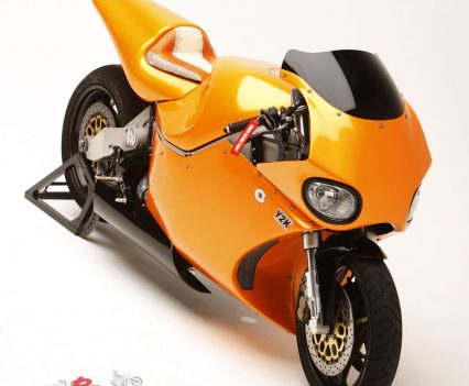 The MTT Y2K is a strictly limited production model, boasting a turbine engine from a helicopter with 350hp and 425ft-lbs of torque