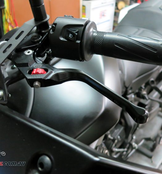 The Gilles Tooling lever fitted. Now just ensure the clutch is adjusted properly. If you disconnected the clutch cable down at the clutch, reconnect it, and make sure there's 1-2mm of slack in the cable.