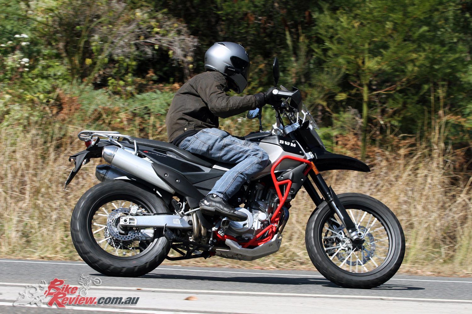 There's more than enough grunt for highway overtaking, with 130km/h (displayed) a mellow 5000rpm in top gear.