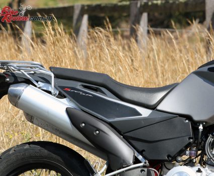 The tall seat height do make the SuperDual more ideal for taller riders and those with a little more experience.