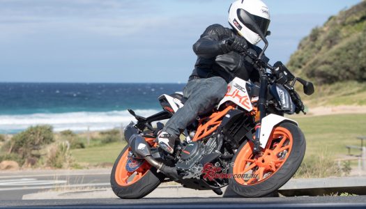Review: 2017 KTM 390 Duke