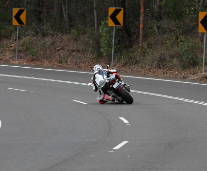 BikeReview Tuono V4 1100 RR20171103_2524