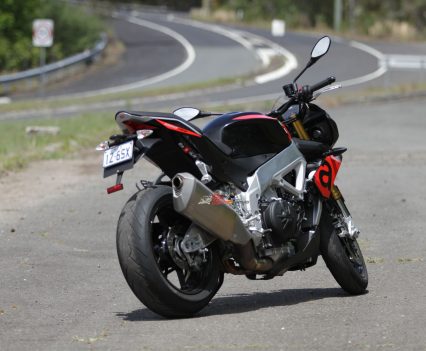 2017 Aprilia Tuono V4 1100 RR