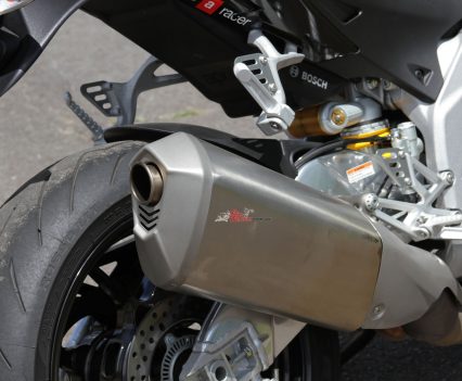 BikeReview Tuono V4 1100 RR20171103_2543