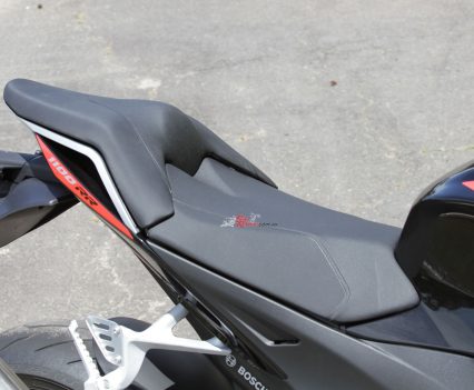 BikeReview Tuono V4 1100 RR20171103_2546