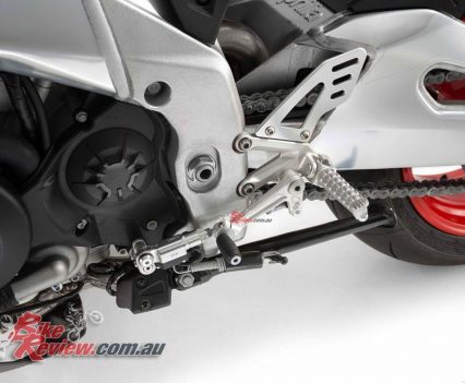 BikeReview Tuono V4 1100 RR20171121_2513