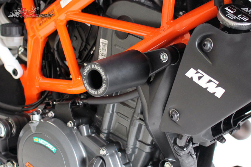 Oggy Knobbs for the 2017 KTM Duke 390