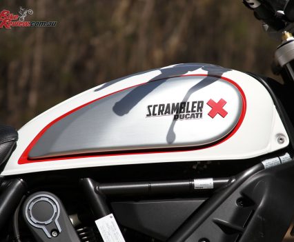 Interchangeable tank covers