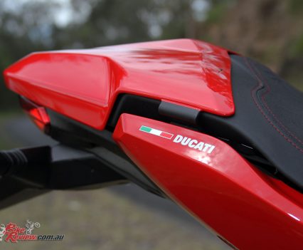 2018-Ducati-Supersport-S-Bike-Review-6744