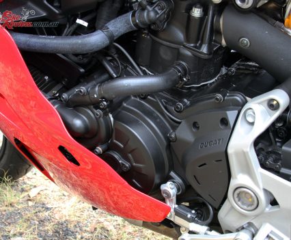 2018-Ducati-Supersport-S-Bike-Review-6757