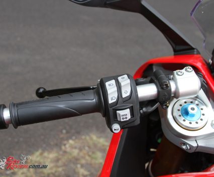 2018-Ducati-Supersport-S-Bike-Review-6759