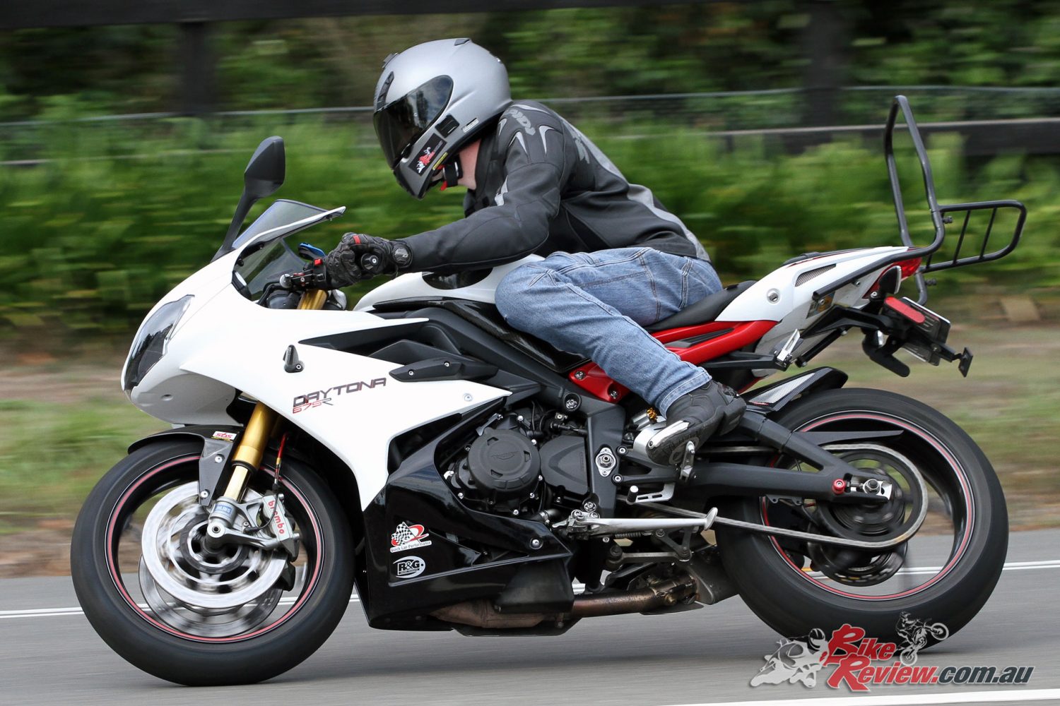Testing Bridgestone's Battlax S21 Hypersport tyre