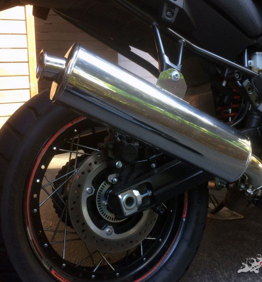 John adds a Staintune exhaust and DNA airfilter to his V-Strom 1000