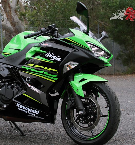 The handlebars are relatively tall, but still sportily angled.