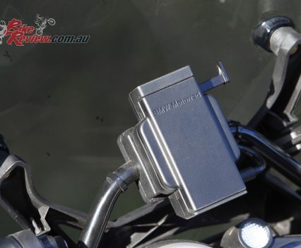 2018 BMW S 1000 XR - Touring Package Preparation for GPS Device