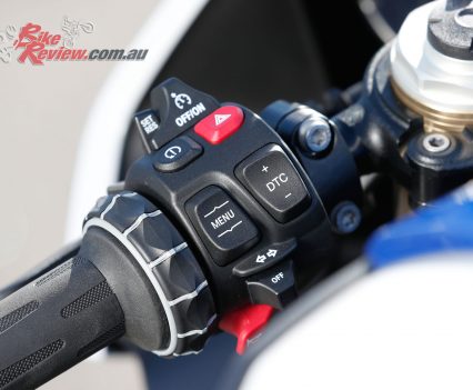 2019 BMW S 1000 RR World Launch Review - Left switchblock