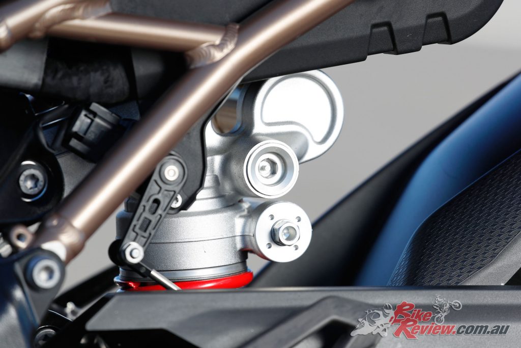 2019 BMW S 1000 RR World Launch Review - Shock