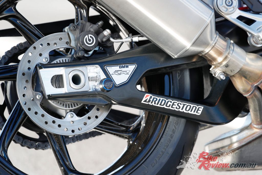 2019 BMW S 1000 RR - Swingarm and rear Brembo brake