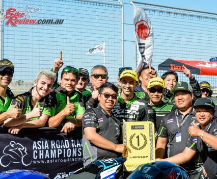Bryan Staring and the BCPerformance Kawasaki team celebrate - Image by Foremost Media