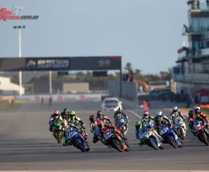 Australian Supersport Start - Image by TBG Sport