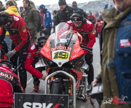 Weather halts proceedings at the Assen WSBK on Saturday