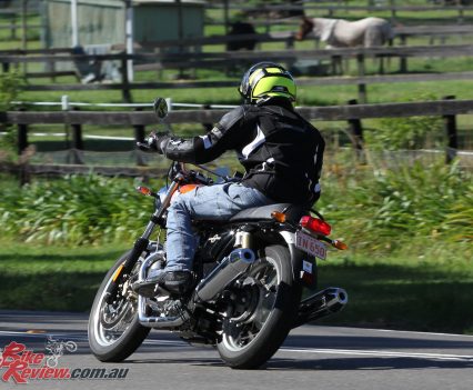 2019 Royal Enfield Interceptor 650 Review - Bike Review