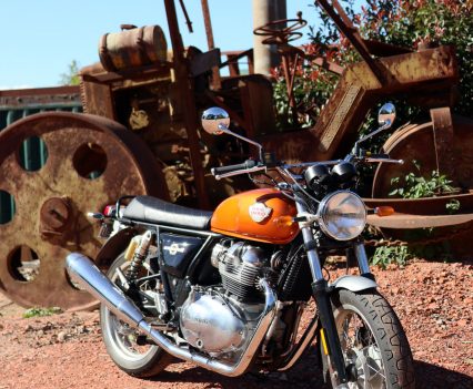 2019 Royal Enfield Interceptor 650 Review - Bike Review